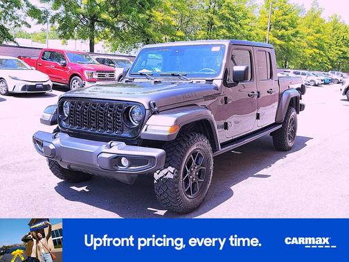 Gray 2024 Jeep Gladiator Willy's