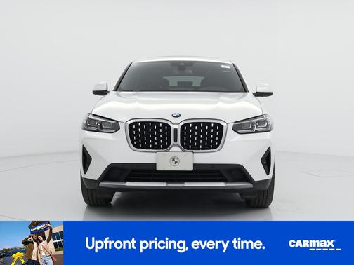 White 2022 BMW X4 XDrive30i