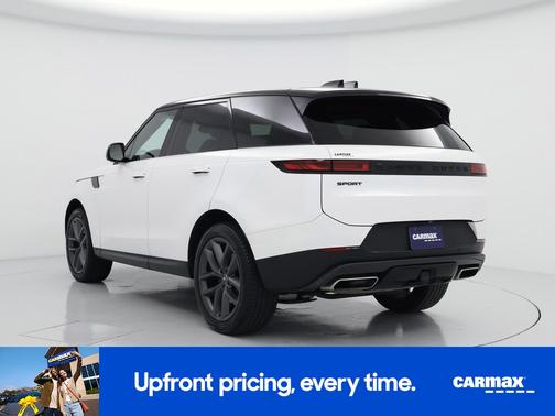 White 2024 Land Rover Range Rover Sport SE