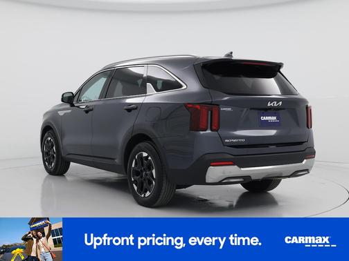 Gray 2024 Kia Sorento S