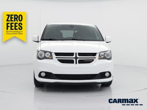 White 2019 Dodge Grand Caravan GT