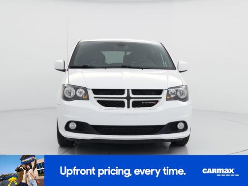 White 2019 Dodge Grand Caravan GT
