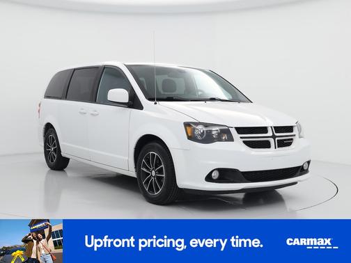 White 2019 Dodge Grand Caravan GT