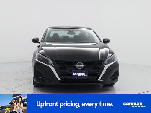 Black 2025 Nissan Altima SV