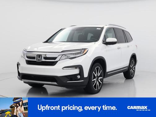 White 2022 Honda Pilot Touring