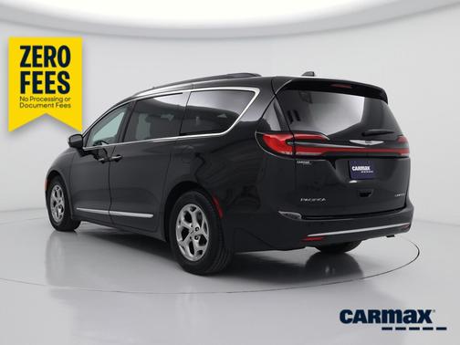 Black 2023 Chrysler Pacifica Limited