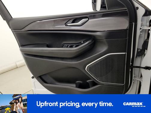 2022 Jeep Grand Cherokee Altitude