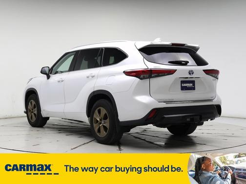 2022 Toyota Highlander Hybrid XLE Bronze