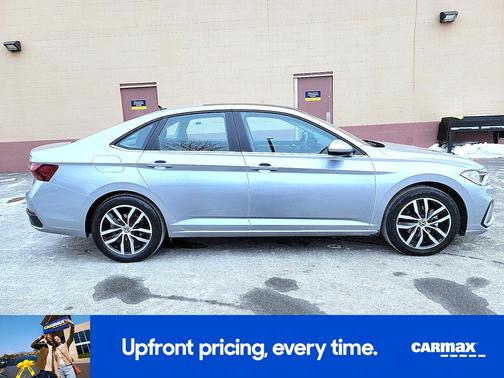 2025 Volkswagen Jetta SE