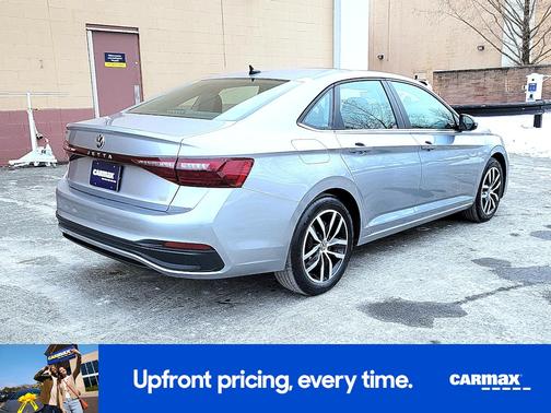 2025 Volkswagen Jetta SE