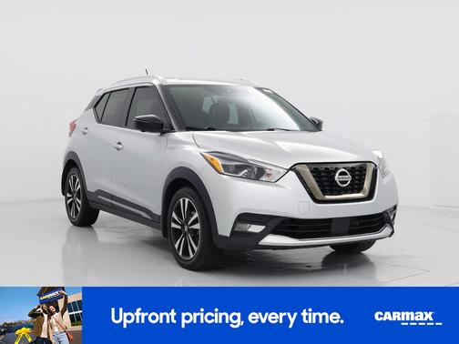 Silver 2020 Nissan Kicks SR