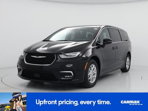 Black 2026 Chrysler Pacifica Select
