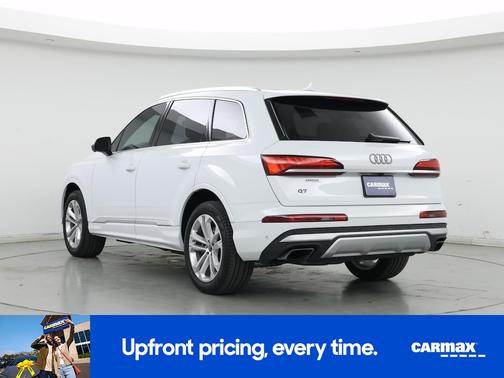 White 2025 Audi Q7 Premium Plus