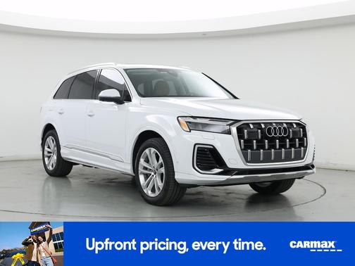 White 2025 Audi Q7 Premium Plus