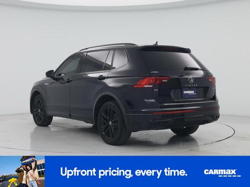 Black 2022 Volkswagen Tiguan SE R-Line Black