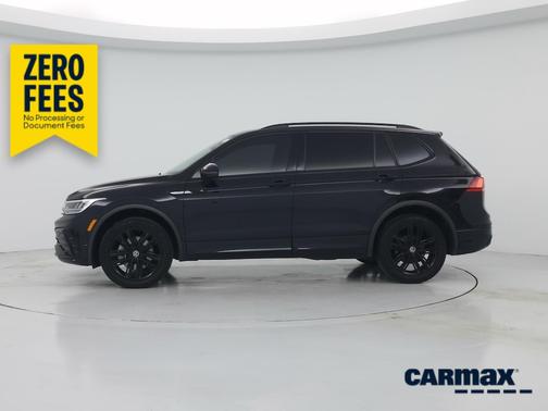 Black 2022 Volkswagen Tiguan SE R-Line Black