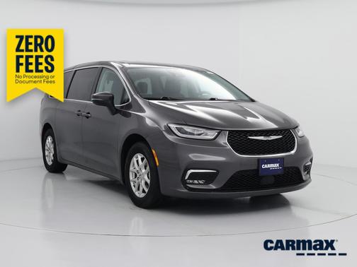 Gray 2023 Chrysler Pacifica Touring L