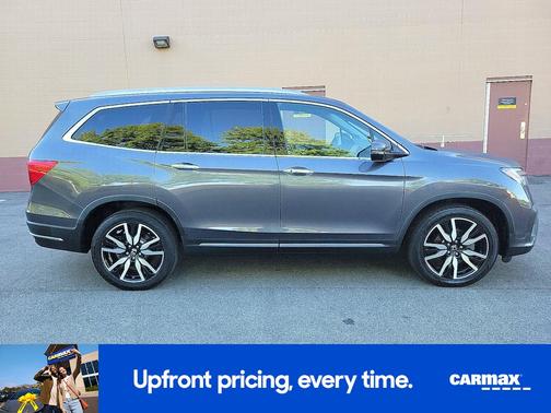 Gray 2022 Honda Pilot Touring