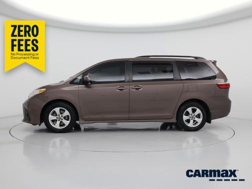 Brown 2018 Toyota Sienna LE