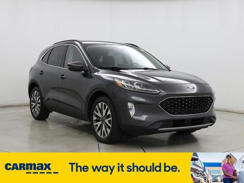 2020 Ford Escape Titanium