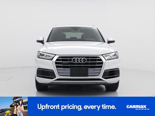White 2020 Audi Q5 Premium Plus