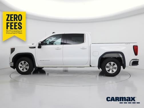 White 2023 GMC Sierra 1500 SLE