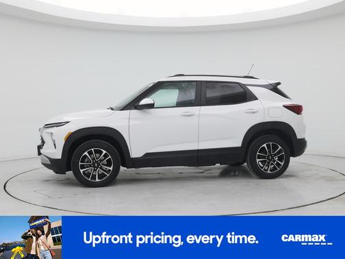 White 2025 Chevrolet Trailblazer LT