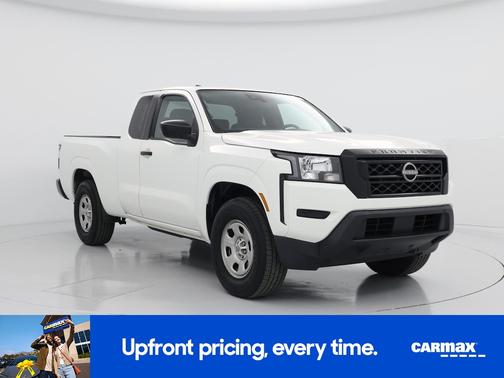 White 2022 Nissan Frontier S