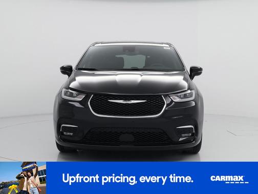 Black 2025 Chrysler Pacifica Select