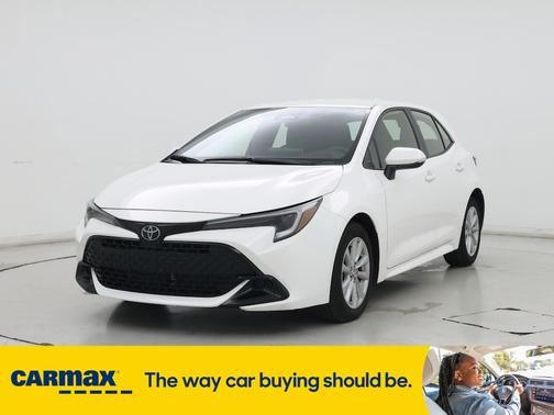 2025 Toyota Corolla Hatchback SE