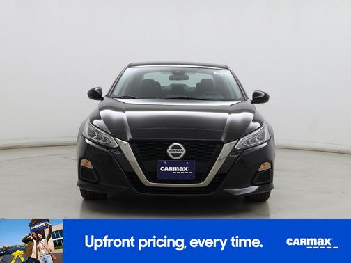 2022 Nissan Altima SR