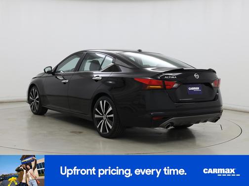2022 Nissan Altima SR