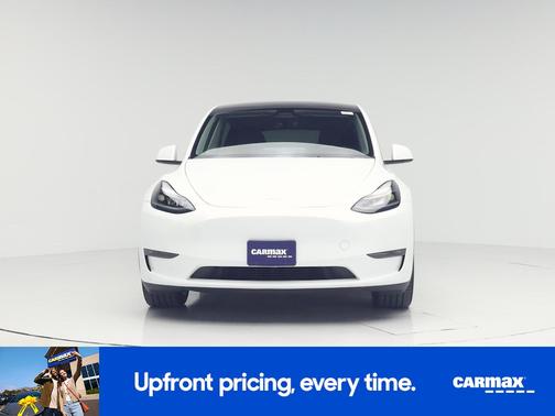 White 2024 Tesla Model Y Long Range
