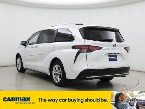 2022 Toyota Sienna Limited