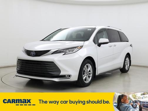 2022 Toyota Sienna Limited