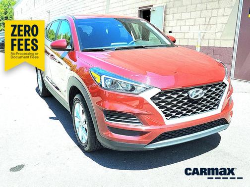Red 2019 Hyundai TUCSON SE