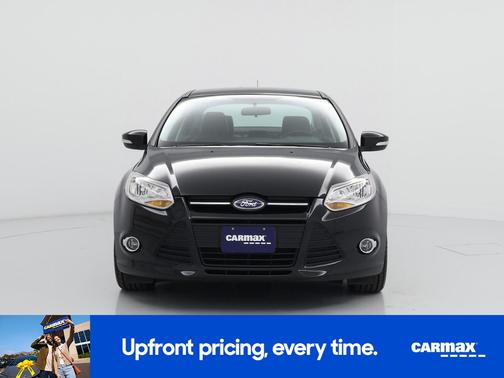Black 2014 Ford Focus SE