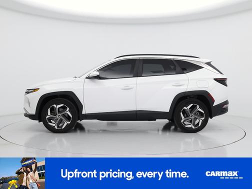 White 2023 Hyundai TUCSON SEL
