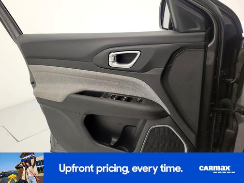 Gray 2023 Jeep Compass Latitude Lux