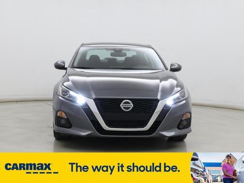 2020 Nissan Altima SV