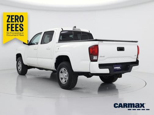 White 2022 Toyota Tacoma SR