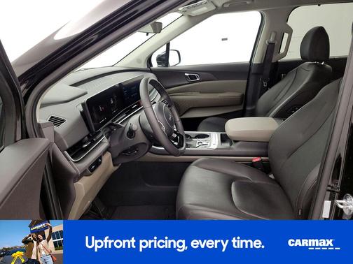 Black 2025 Kia Carnival EX
