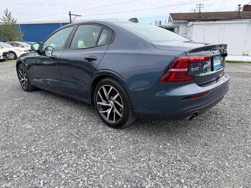 Blue 2020 Volvo S60 T5 Momentum