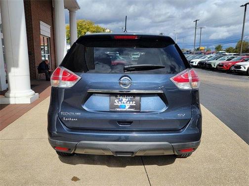 2016 Nissan Rogue SV