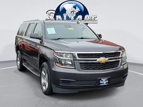 2018 Chevrolet Suburban LT