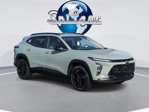 Green 2026 Chevrolet Trax ACTIV