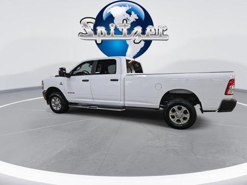 2024 RAM 3500 Big Horn
