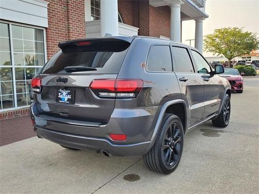 2018 Jeep Grand Cherokee Altitude
