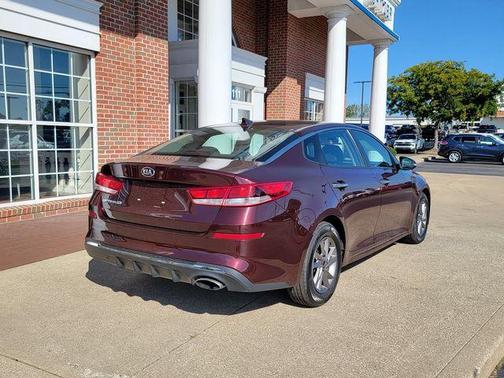 2020 Kia Optima LX