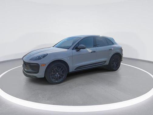 2023 Porsche Macan T